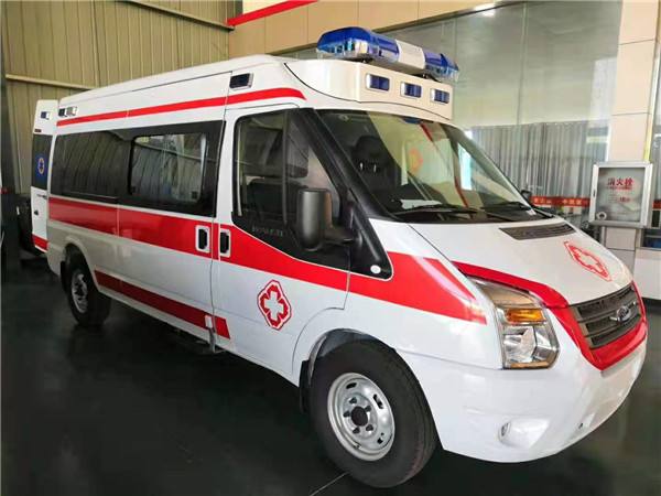 西充县福特V362救护车